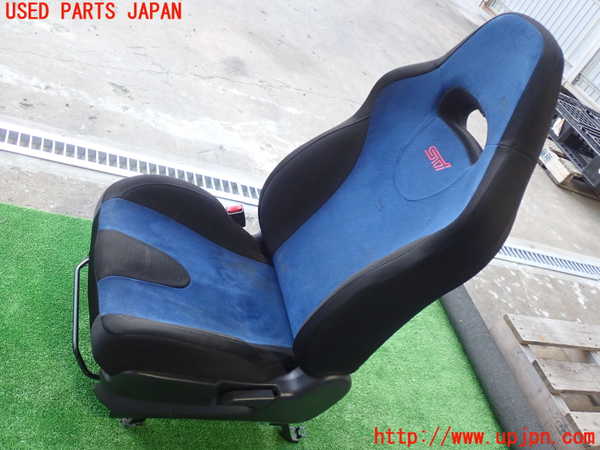 2UPJ-13741060]インプレッサ WRX-STi(GDB)ボンネットフード 中古