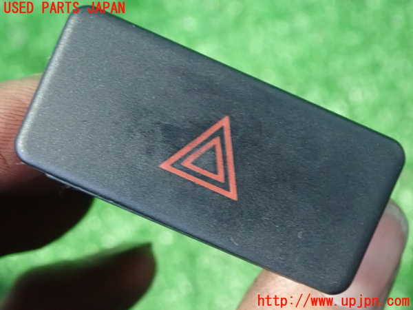 2UPJ-60756290]ハイラックスサーフ(TRN215W)ハザードスイッチ