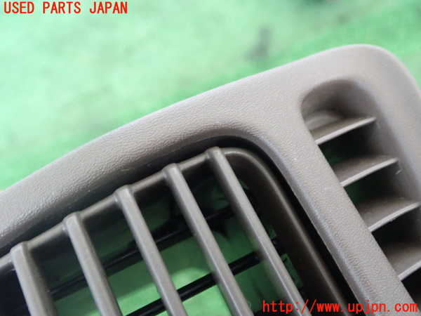 5UPJ-56257527]ランクル100系(UZJ100W)エアコン吹き出し口1 中古 の商品画像