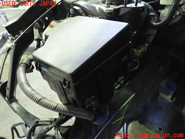 2UPJ-60576741]86(BRZ)(ZN6)ヒューズボックス1 (エンジンルーム