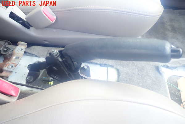 1UPJ-67137550]ハイラックスサーフ 中期(RZN185W)サイドブレーキ