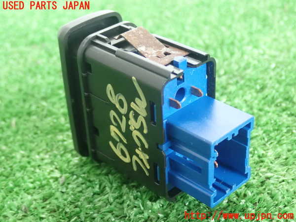 2UPJ-67286295]シビック タイプR(EK9)フォグスイッチ 中古 の