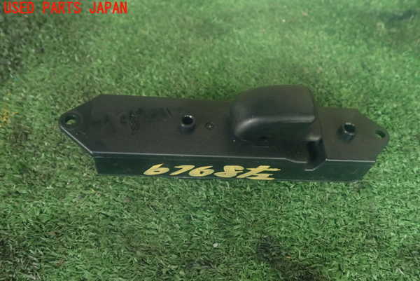 1UPJ-67686245]パジェロ(V45W)左前パワーウィンドウスイッチ 中古_m0001.jpg