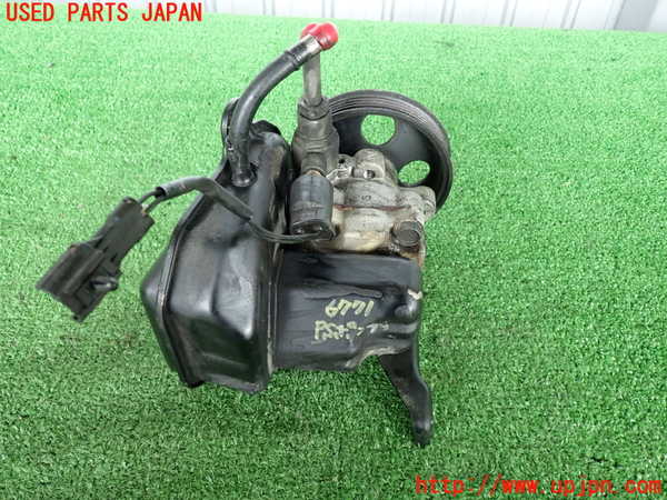 2UPJ-67714250]アルシオーネ SVX(CXW)パワステポンプ 中古 の