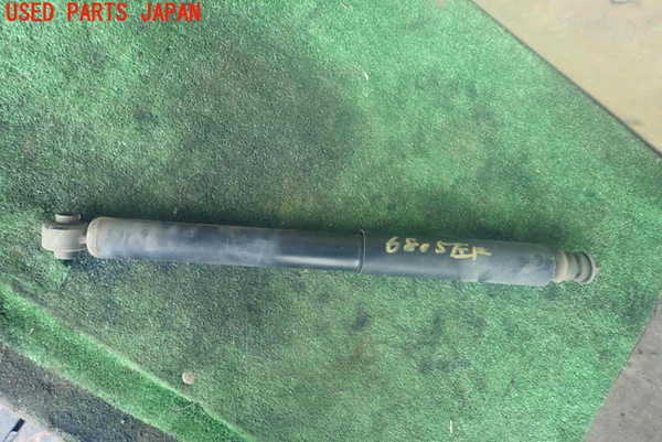 1UPJ-68055075]パジェロ(V93W)左リアショックアブソーバー 中古_m0001.jpg