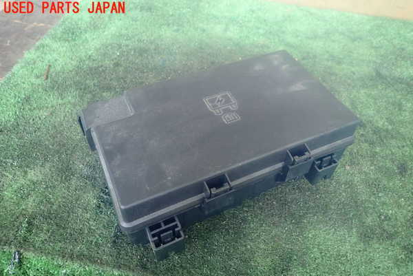 ジープ チェロキー・1999(H11)年式・ホワイト・4000cc・Auto