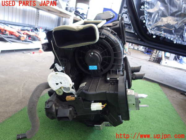 リーフパイ Excavator-Swing-Motor-3724710-