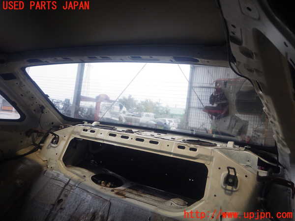 2UPJ-68711560]シルビア(S14)リアガラス 中古 の商品画像｜自動車純正