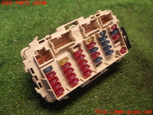 2UPJ-69107761]シルビア(S15(改))トノカバー1 中古 【スペックR(ターボ