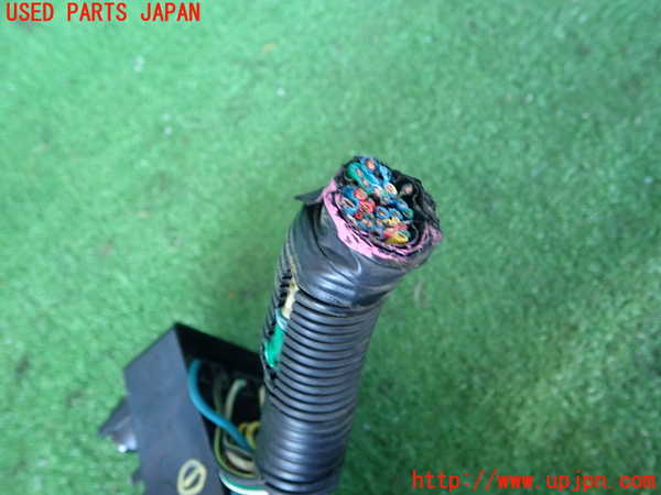 トヨタ 純正 アリスト 《 JZS160 》 ヒューズボックス P10700