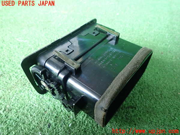 2UPJ-69907528]ランクル80系(HDJ81V)エアコン吹き出し口3 左 中古 ジャンク部品取り の商品画像