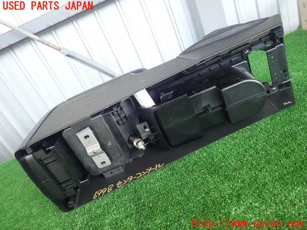 2UPJ-69987540]インプレッサ WRX-STi(GRB)センターコンソール