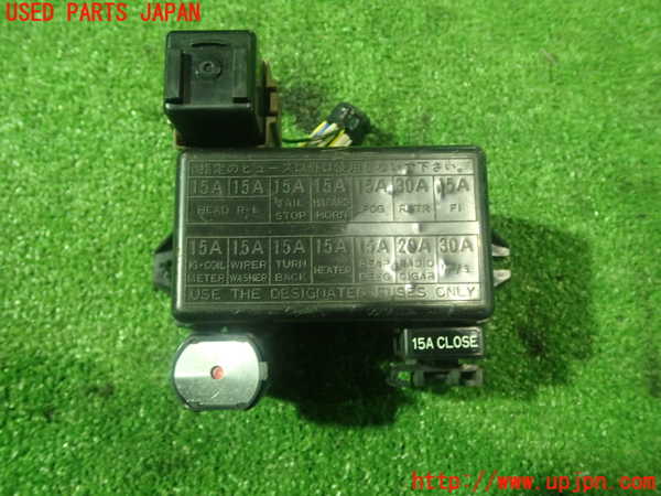 5UPJ-70276741]カプチーノ(EA11R)ヒューズボックス1 中古 の商品