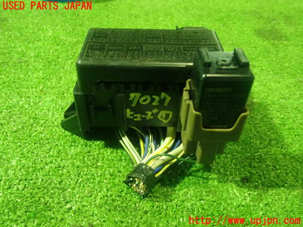 5UPJ-70276741]カプチーノ(EA11R)ヒューズボックス1 中古 の商品