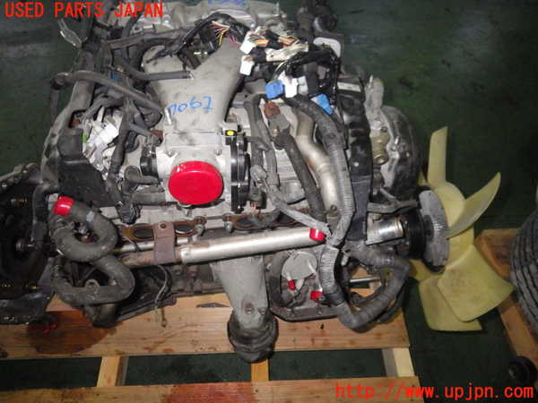 4UPJ-70612010]クラウン・エステート(JZS171W)エンジン 1JZ-FSE