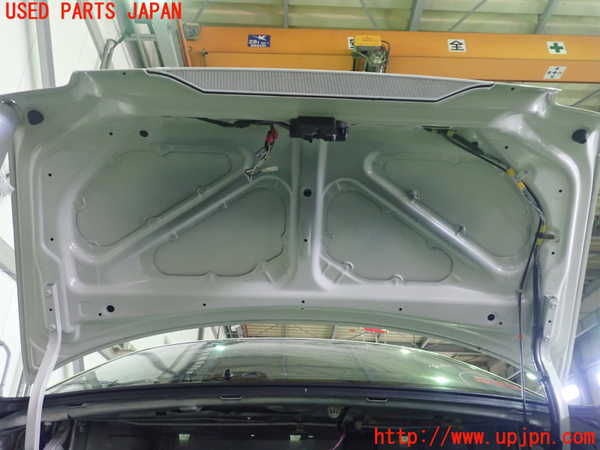 4UPJ-70661500]チェイサー(JZX100 X100系 2000y)トランク 中古
