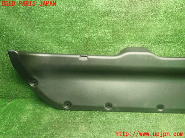 1UPJ-70851578]スイフトスポーツ(ZC32S)バックドア内張り 中古 の商品