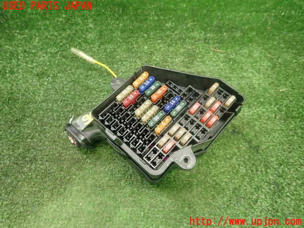 ウッピー出品 1UPJ-71466741]アウディ・A6 オールロードクワトロ(4FAUKA)ヒューズ