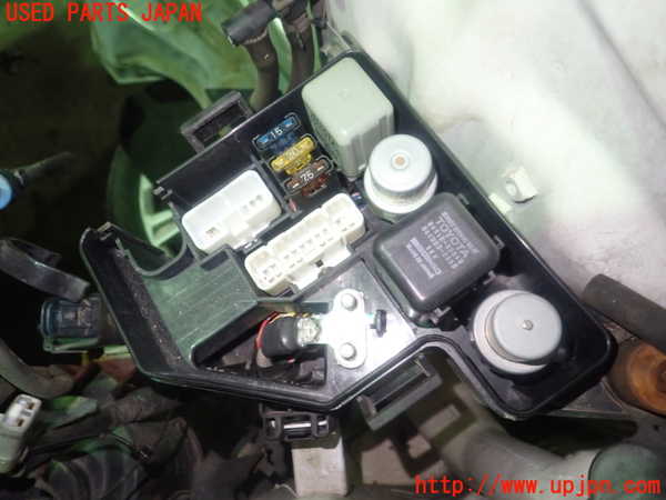 5UPJ-71626741]MR2(SW20)ヒューズボックス1 中古 の商品画像