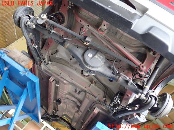 1UPJ-71854400]ハスラー(MR31S)リアデフホーシング 中古 の商品