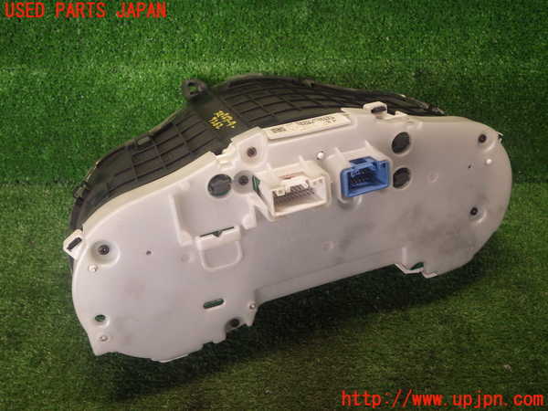 2UPJ-72626170]セリカ(ZZT231)スピードメーター 中古 の商品画像