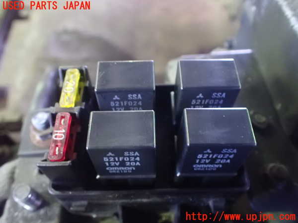 専用出品 5UPJ-73196743]GTO(Z16A)ヒューズボックス3（エンジンルーム内助手席側