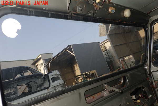 1UPJ-74601195]三菱ジープ(J24)フロントガラス 中古 の商品画像