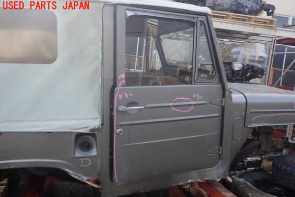 三菱ジープの部品(中古品) （ジープ（三菱）の中古車(2ページ目