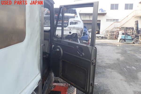 1UPJ-74601230]三菱ジープ(J24)右ドア 中古 の商品画像｜自動車