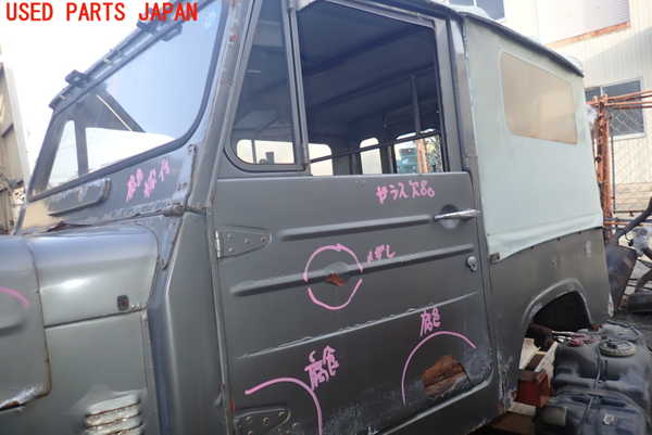 1UPJ-74601260]三菱ジープ(J24)左ドア 中古 の商品画像｜自動車