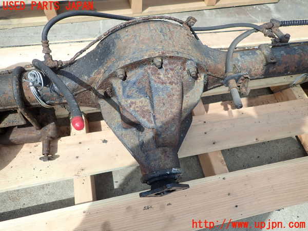 2UPJ-74614400]ランクル60系(FJ60V)リアデフホーシング 中古 ジャンク