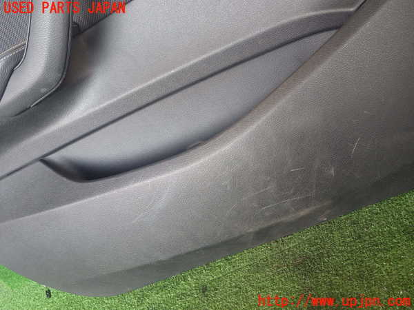 5UPJ-75651264]BMW X3 (WX20)F25 左前ドア内張り 中古 の商品画像