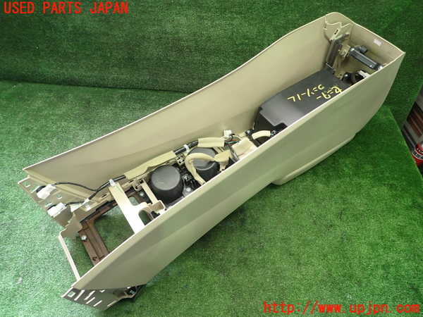 5UPJ-76117540]ティアナ(L33)センターコンソール 中古 の商品