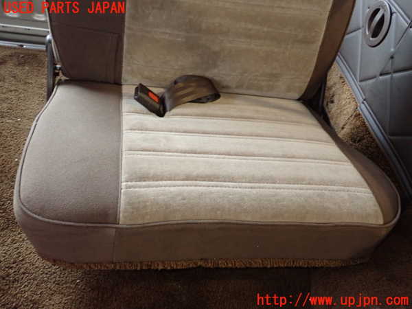 2UPJ-76607265]ランクル60系(FJ62G)左3列目シート 中古 の商品
