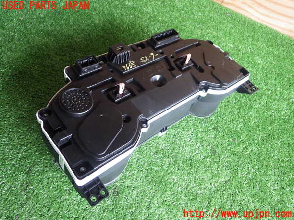 4UPJ-76686170]カムリハイブリッド(AXVH70)スピードメーター