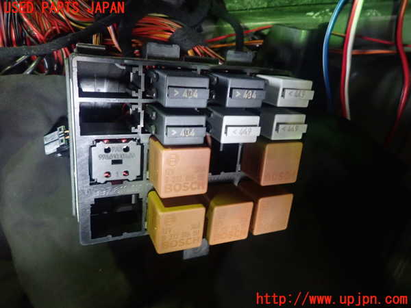 5UPJ-77716742]2006y ポルシェ・ボクスター 987型(98725)ヒューズボックス2 中古_m0001.jpg
