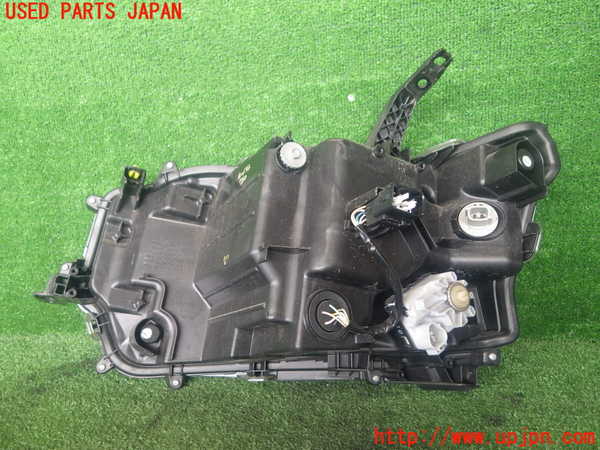 2UPJ-78101130]ジャパン タクシー(JPN TAXI)(NTP10)右ヘッドライト ハロゲン 中古_m0004.jpg