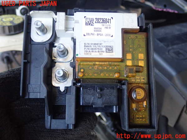 2UPJ-78786742]プジョーRCZ(T7R5F03)ヒューズボックス2 中古 の