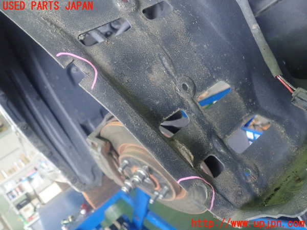 4UPJ-79291090]アルテッツァ(SXE10)右前フェンダーライナー 中古