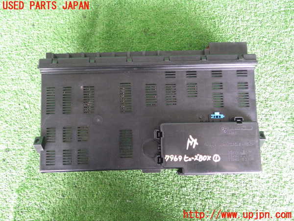 2UPJ-79696741]レンジローバー(LM44)ヒューズボックス1 (室内