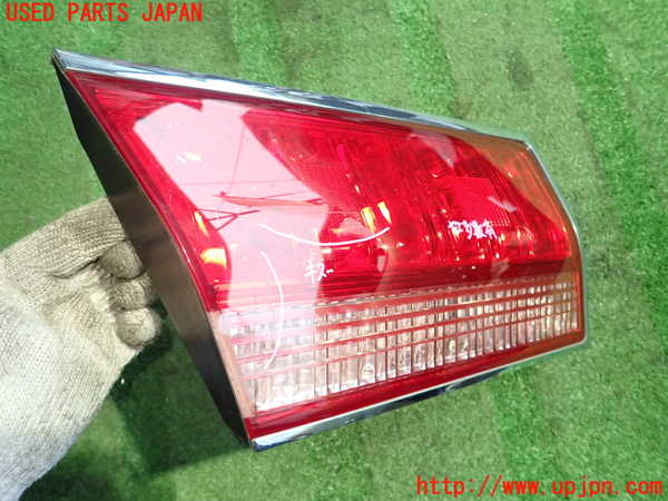 2UPJ-80021552]クラウン ロイヤル(JZS171)左リアフィニッシャー 中古_m0002.jpg