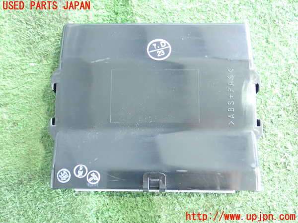 2UPJ-80026125]クラウン ロイヤル(JZS171)ABSコンピューター 中古_m0003.jpg