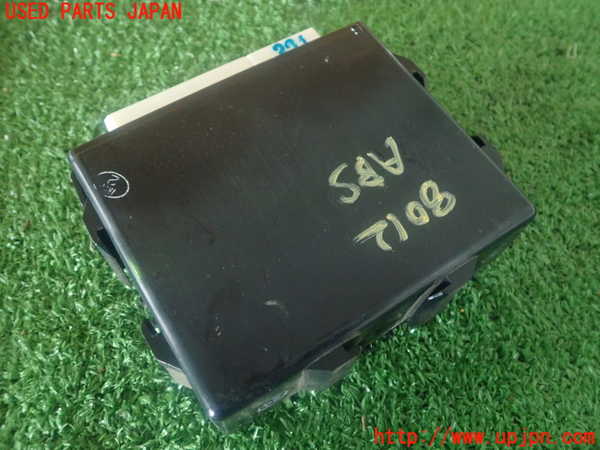 2UPJ-80126125]マークII(JZX100)ABSコンピューター 中古_m0002.jpg