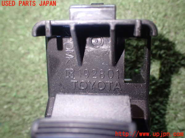 1UPJ-80216245]ヴォクシー(ノア)(ZRR70W)左前パワーウィンドウスイッチ 中古_m0004.jpg