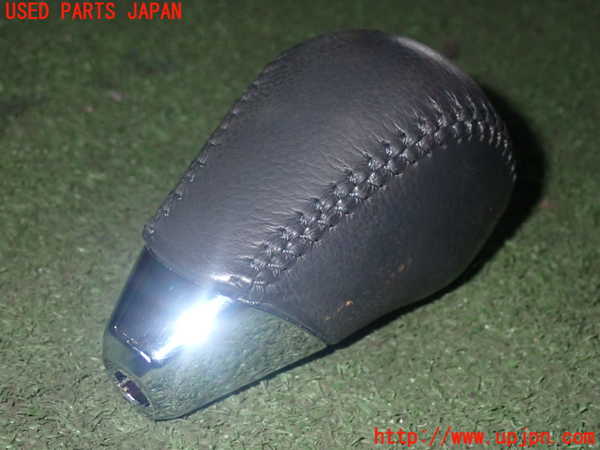 1UPJ-80217570]ヴォクシー(ノア)(ZRR70W)シフトノブ 中古_m0002.jpg