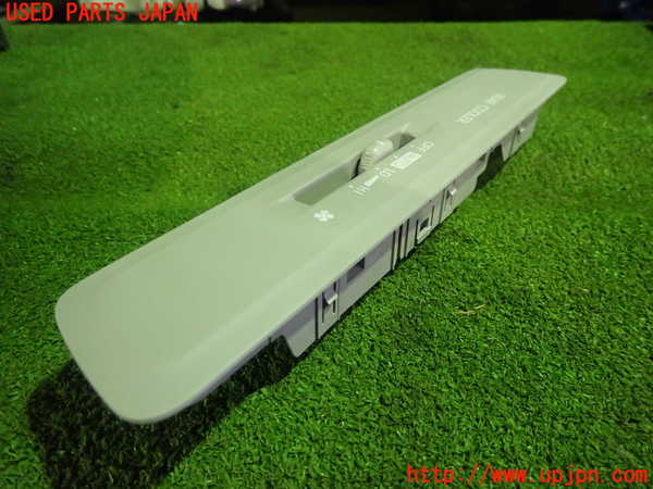 1UPJ-80486309]ヴォクシー(ノア)(ZRR80G)スイッチ4 (リアエアコン) 中古_m0002.jpg