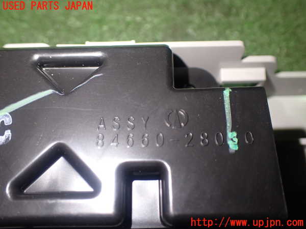 1UPJ-80486309]ヴォクシー(ノア)(ZRR80G)スイッチ4 (リアエアコン) 中古_m0004.jpg