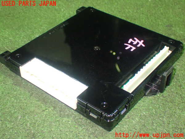 1UPJ-80486148]ヴォクシー(ノア)(ZRR80G)コンピューター3 (マルチプレックスネットワークボディ) 中古_m0003.jpg