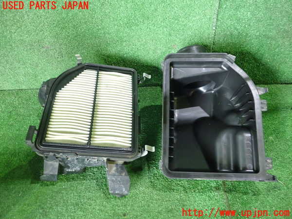 5UPJ-80522560]CR-V(RM4)エアクリーナーボックス 中古 の商品