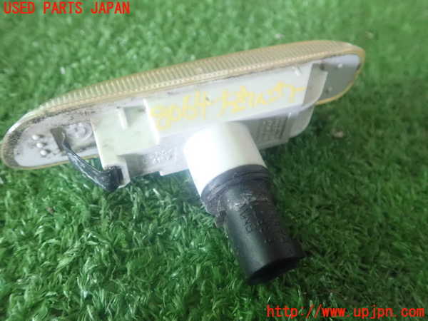 2UPJ-80641162]BMW 325i(AV25)E46 左ウィンカーレンズ 中古_m0002.jpg